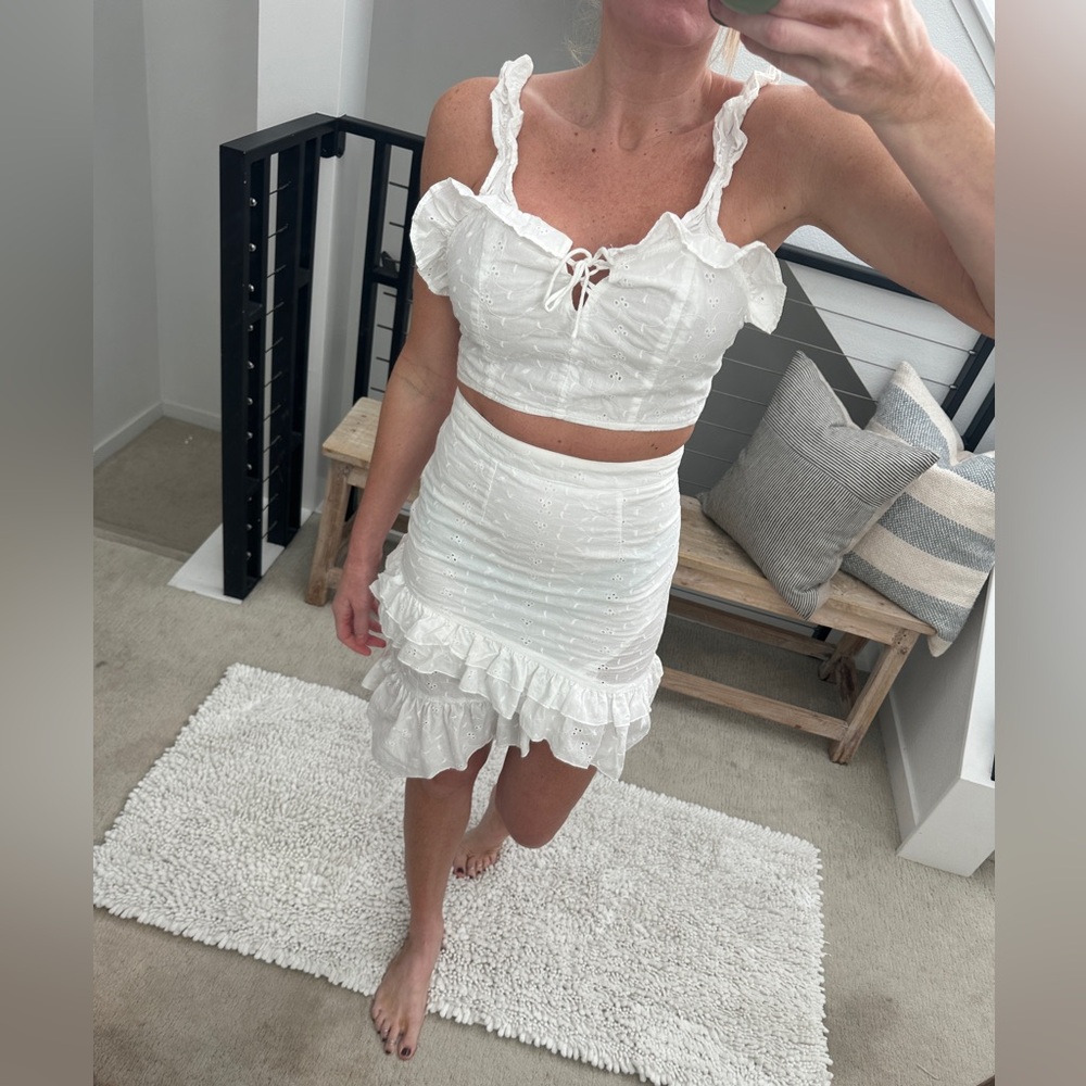 Lioness REVOLVE White Eyelet Ruffle Crop Top & Asymmetrical Skirt Set | Size S - Picture 5 of 14